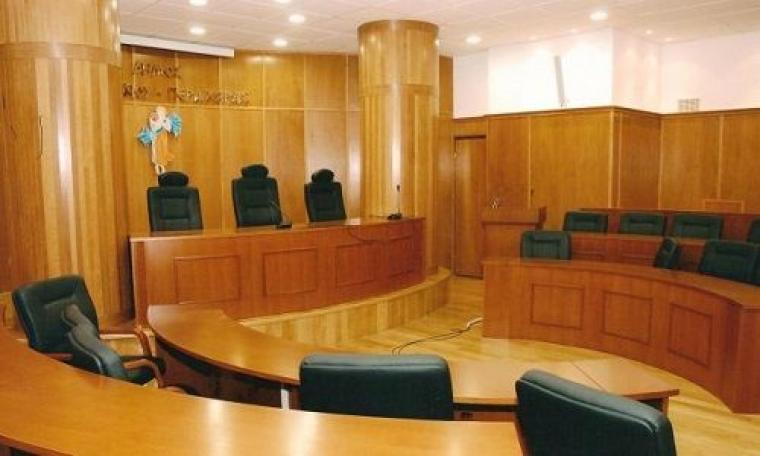 Αποτέλεσμα εικόνας για Δημοτικό συμβούλιο Λουτρακίου αίθουσα